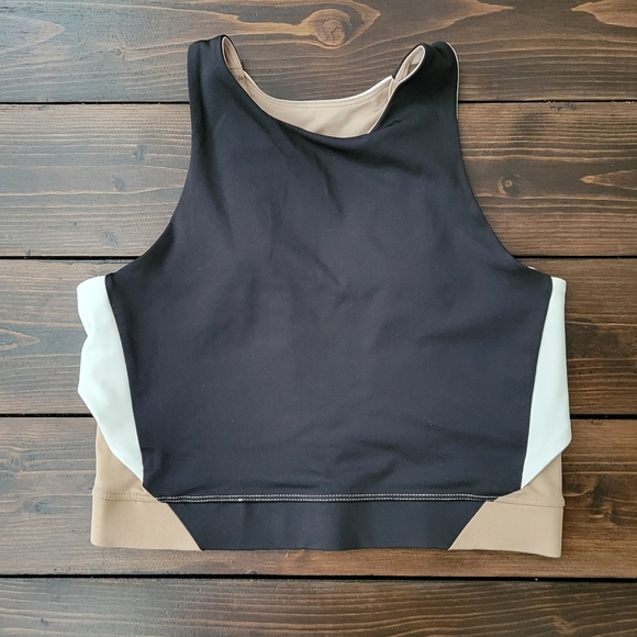 Color Block Sports Bra - Picture 1 of 3